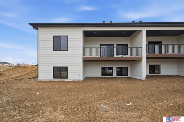 9140 Lucena Drive, Lincoln, NE 68520