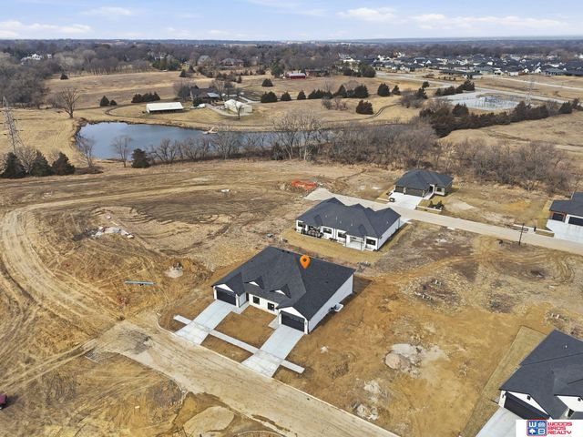 9140 Lucena Drive, Lincoln, NE 68520