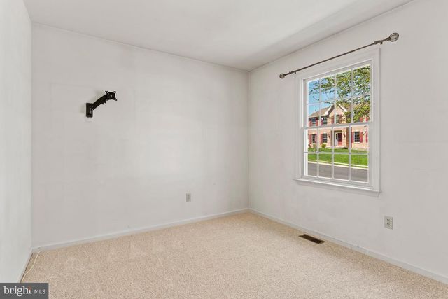 914 MAPLEWOOD LN, Enola, PA 17025
