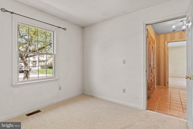 914 MAPLEWOOD LN, Enola, PA 17025