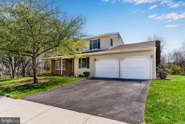 914 MAPLEWOOD LN, Enola, PA 17025