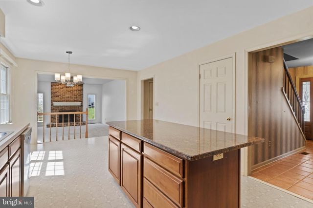 914 MAPLEWOOD LN, Enola, PA 17025
