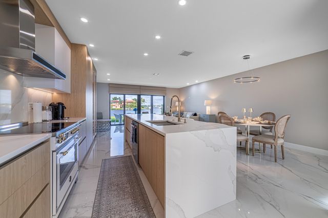 3474 S Ocean Boulevard 2, Palm Beach, FL 33480