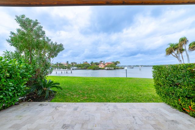 3474 S Ocean Boulevard 2, Palm Beach, FL 33480