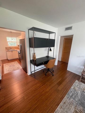 499 1ST STREET S 202, St Petersburg, FL 33701