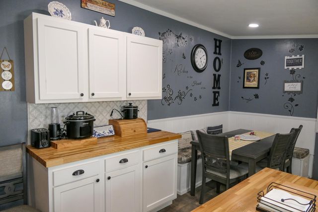 615 Beacon Light Rd, Spartanburg, SC 29307