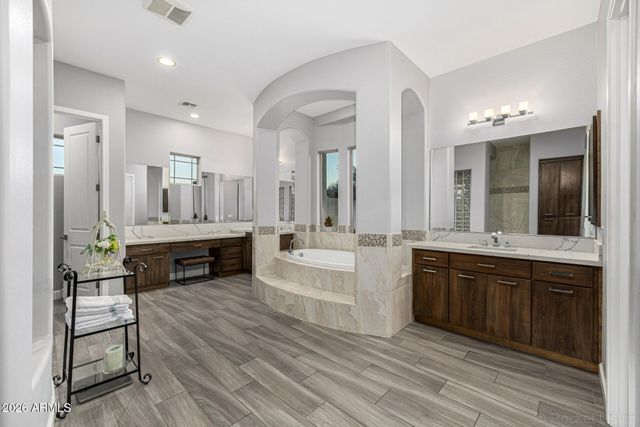 3158 E BELLFLOWER Court, Gilbert, AZ 85298