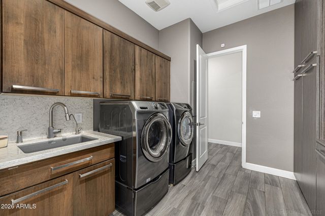 3158 E BELLFLOWER Court, Gilbert, AZ 85298