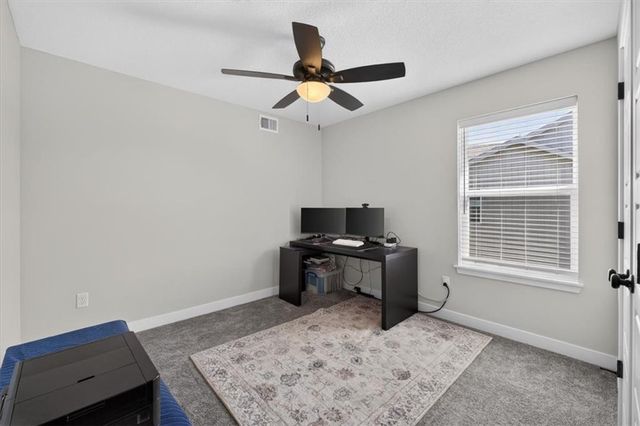 8724 SW Brickell Drive, Blue Springs, MO 64064
