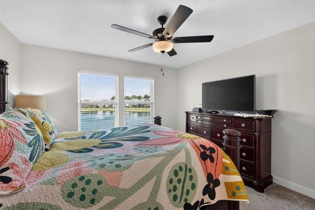 8724 SW Brickell Drive, Blue Springs, MO 64064