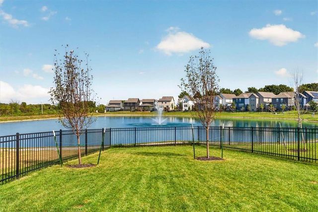 8724 SW Brickell Drive, Blue Springs, MO 64064