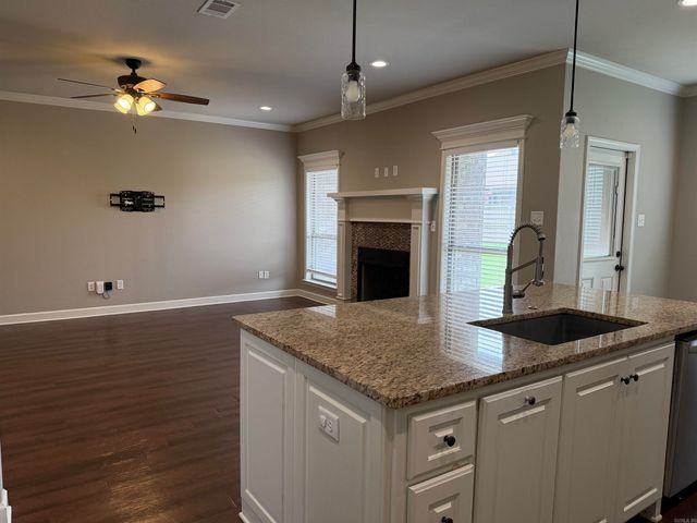 810 Mango Loop Loop, Austin, AR 72007