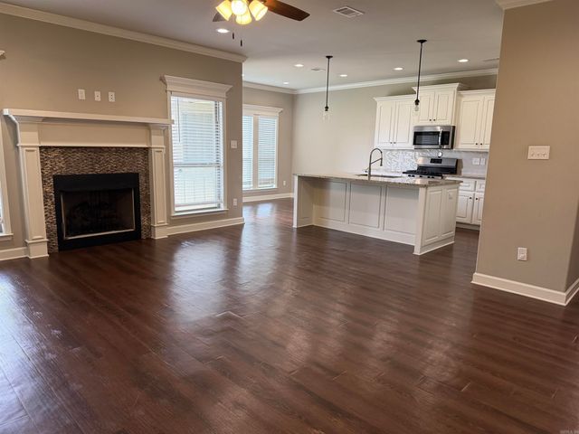 810 Mango Loop Loop, Austin, AR 72007