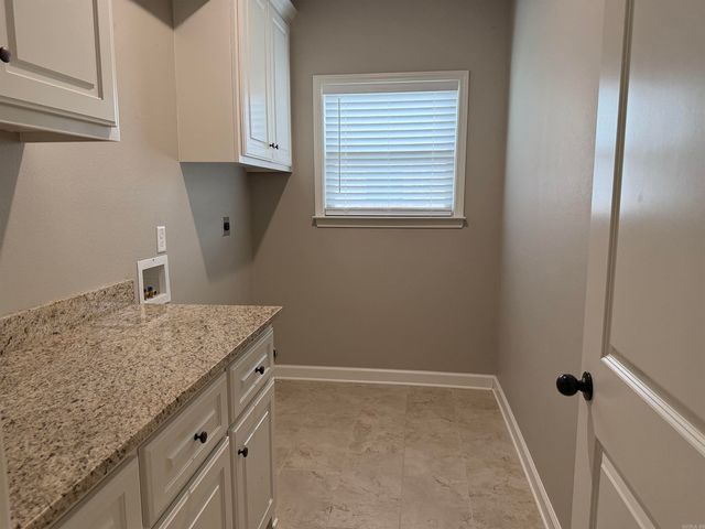 810 Mango Loop Loop, Austin, AR 72007