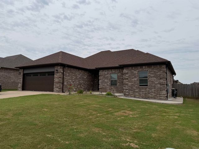 810 Mango Loop Loop, Austin, AR 72007