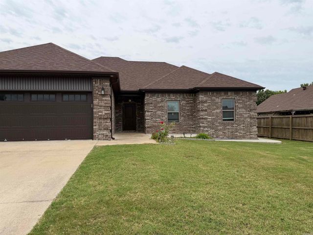 810 Mango Loop Loop, Austin, AR 72007