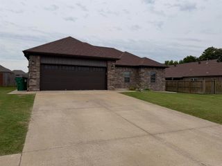 810 Mango Loop Loop, Austin, AR 72007