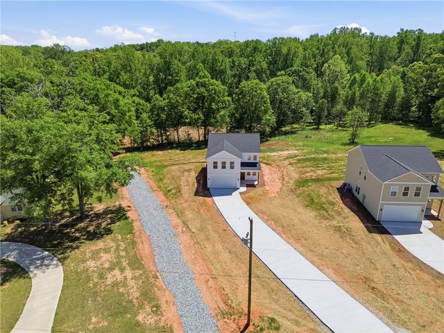 407 Wyatt Road, Piedmont, SC 29673