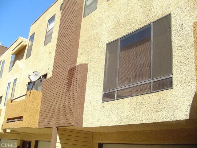 8734 - 8736 Burnet, North Hills, CA 91343
