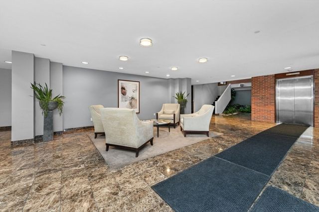 241 Perkins St C407, Boston, MA 02130