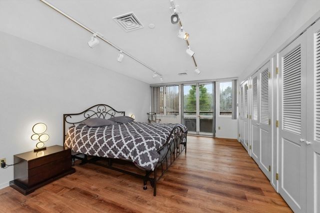 241 Perkins St C407, Boston, MA 02130