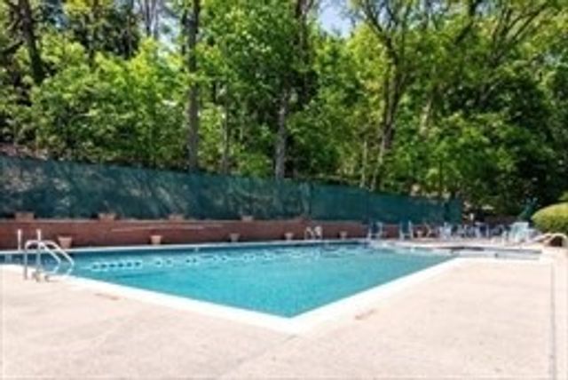 241 Perkins St C407, Boston, MA 02130