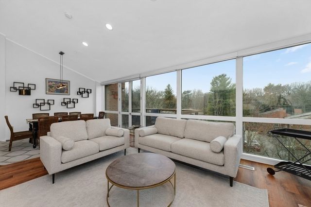 241 Perkins St C407, Boston, MA 02130