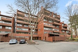 241 Perkins St C407, Boston, MA 02130