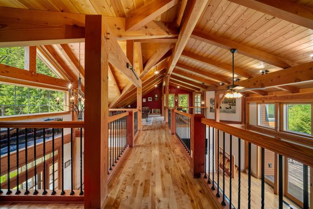 119 Moat View Drive, Albany, NH 03813