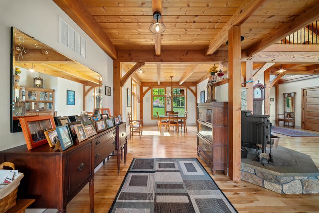 119 Moat View Drive, Albany, NH 03813