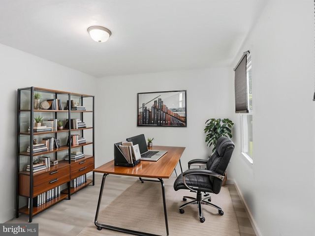 8055 MAYWOOD AVE, Pasadena, MD 21122