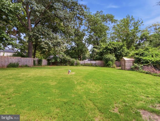 8055 MAYWOOD AVE, Pasadena, MD 21122