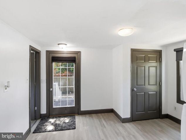 8055 MAYWOOD AVE, Pasadena, MD 21122