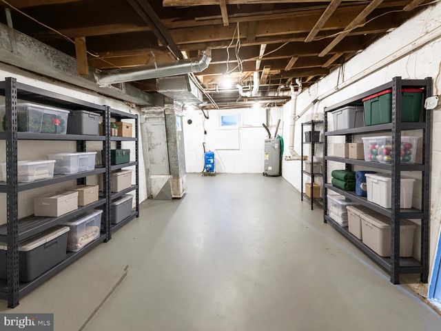 8055 MAYWOOD AVE, Pasadena, MD 21122