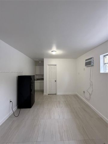 4910 SW 98th Ave Rd a, Miami, FL 33165