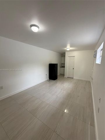 4910 SW 98th Ave Rd a, Miami, FL 33165