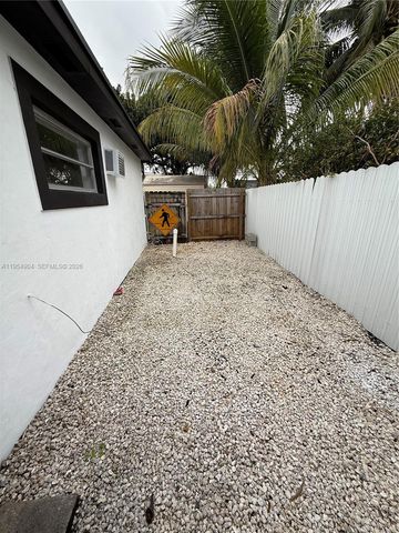 4910 SW 98th Ave Rd a, Miami, FL 33165