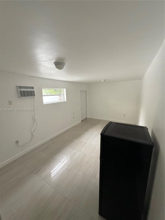 4910 SW 98th Ave Rd a, Miami, FL 33165