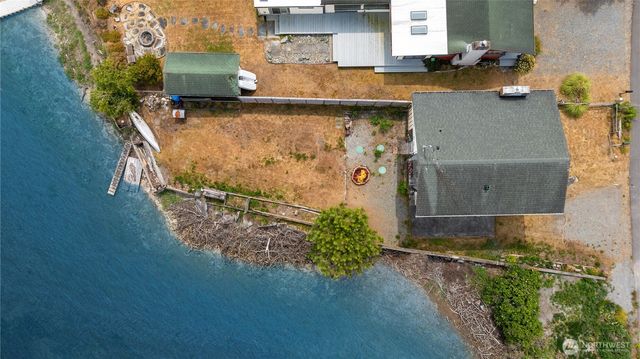 2403 Sunlight Beach Road, Clinton, WA 98236