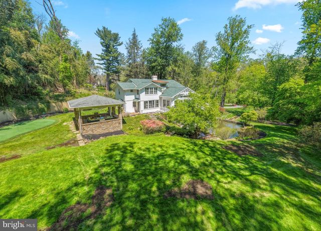 15 PAPER MILL RD, Newtown Square, PA 19073