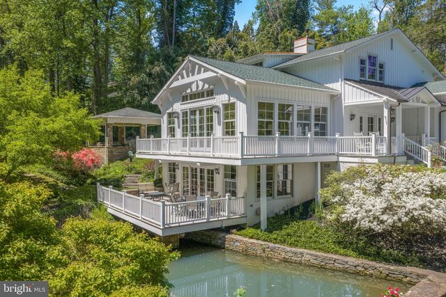 15 PAPER MILL RD, Newtown Square, PA 19073