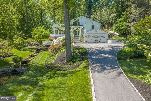 15 PAPER MILL RD, Newtown Square, PA 19073