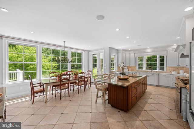 15 PAPER MILL RD, Newtown Square, PA 19073