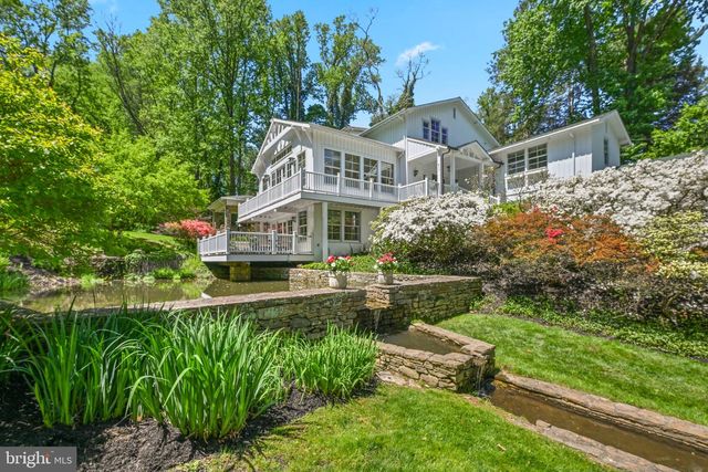 15 PAPER MILL RD, Newtown Square, PA 19073