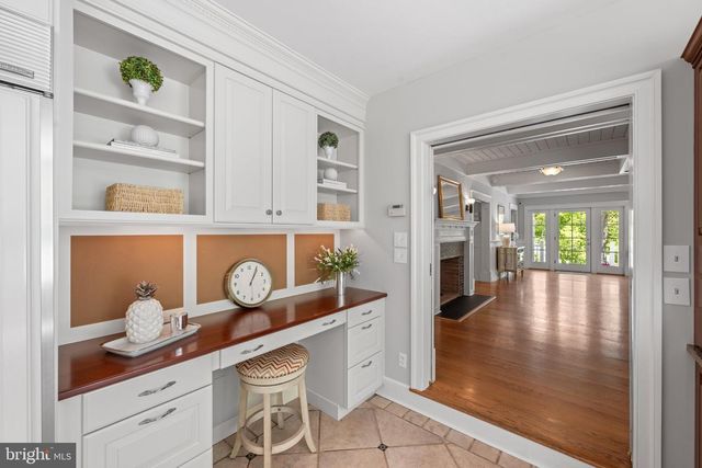 15 PAPER MILL RD, Newtown Square, PA 19073