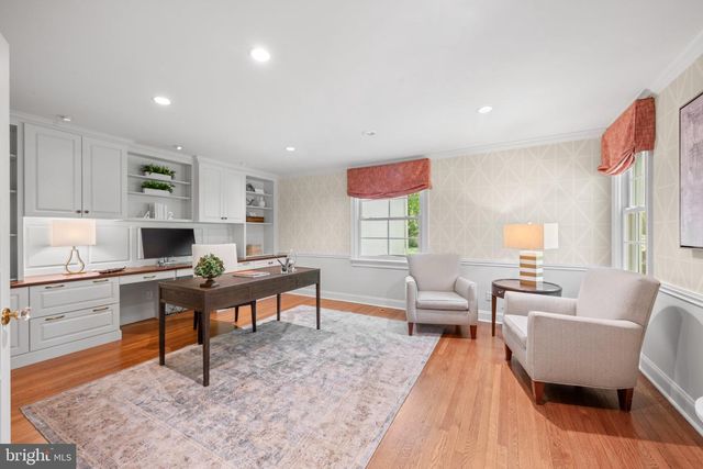 15 PAPER MILL RD, Newtown Square, PA 19073