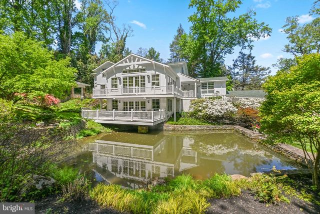 15 PAPER MILL RD, Newtown Square, PA 19073
