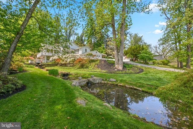 15 PAPER MILL RD, Newtown Square, PA 19073