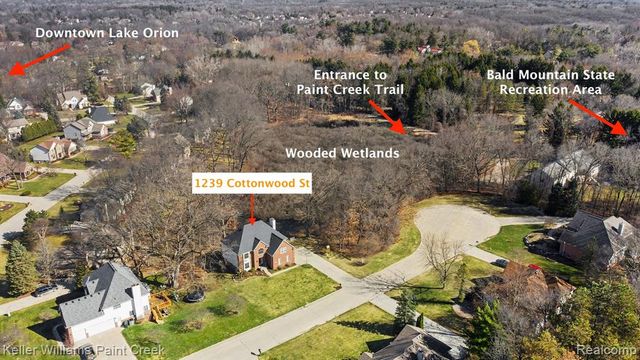 1239 Cottonwood Street, Lake Orion, MI 48360