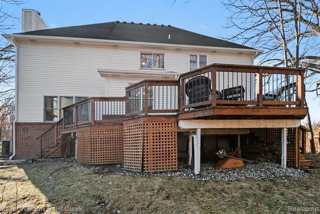 1239 Cottonwood Street, Lake Orion, MI 48360